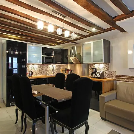 Eiffel Tower Flats Appartement *