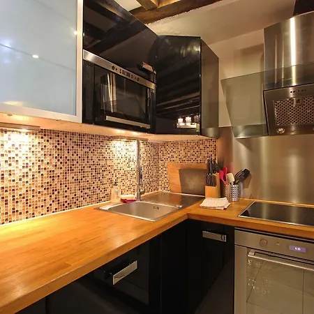 Eiffel Tower Flats Appartement *